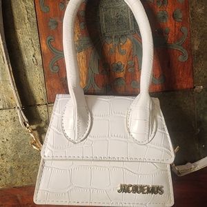 Small crossbody purse